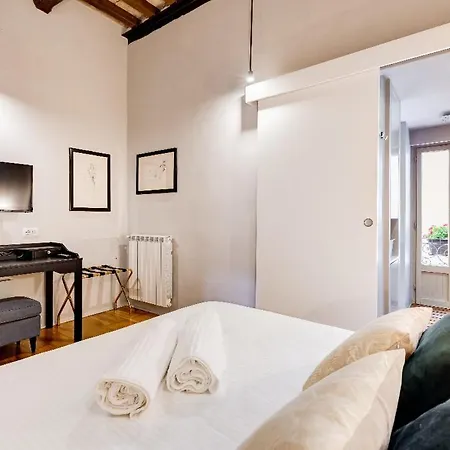 Residenza Borgo Pio Apartment Rome
