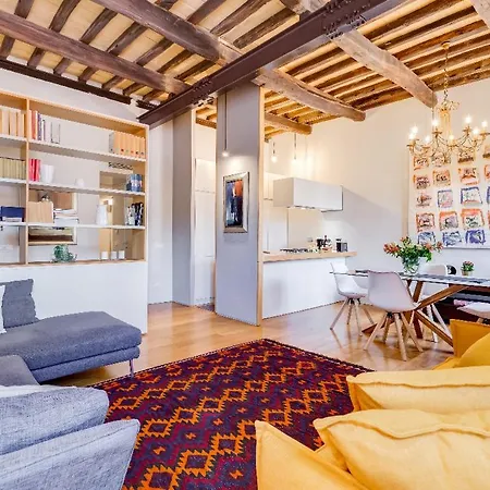 Residenza Borgo Pio Apartment Rome