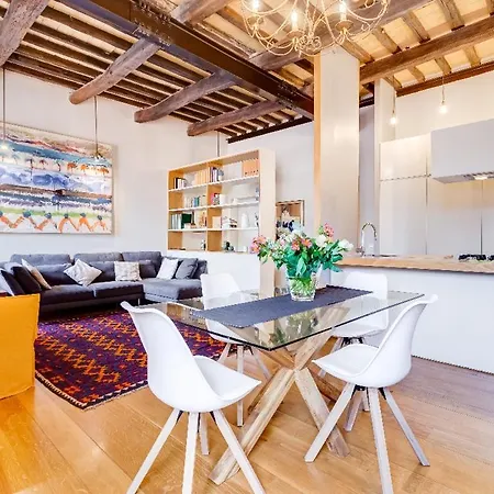Residenza Borgo Pio Apartment Rome