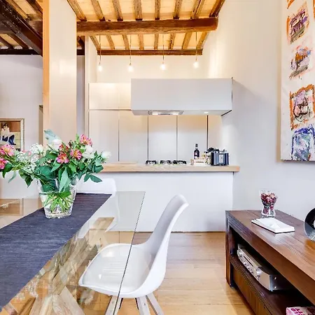 Residenza Borgo Pio Apartment *